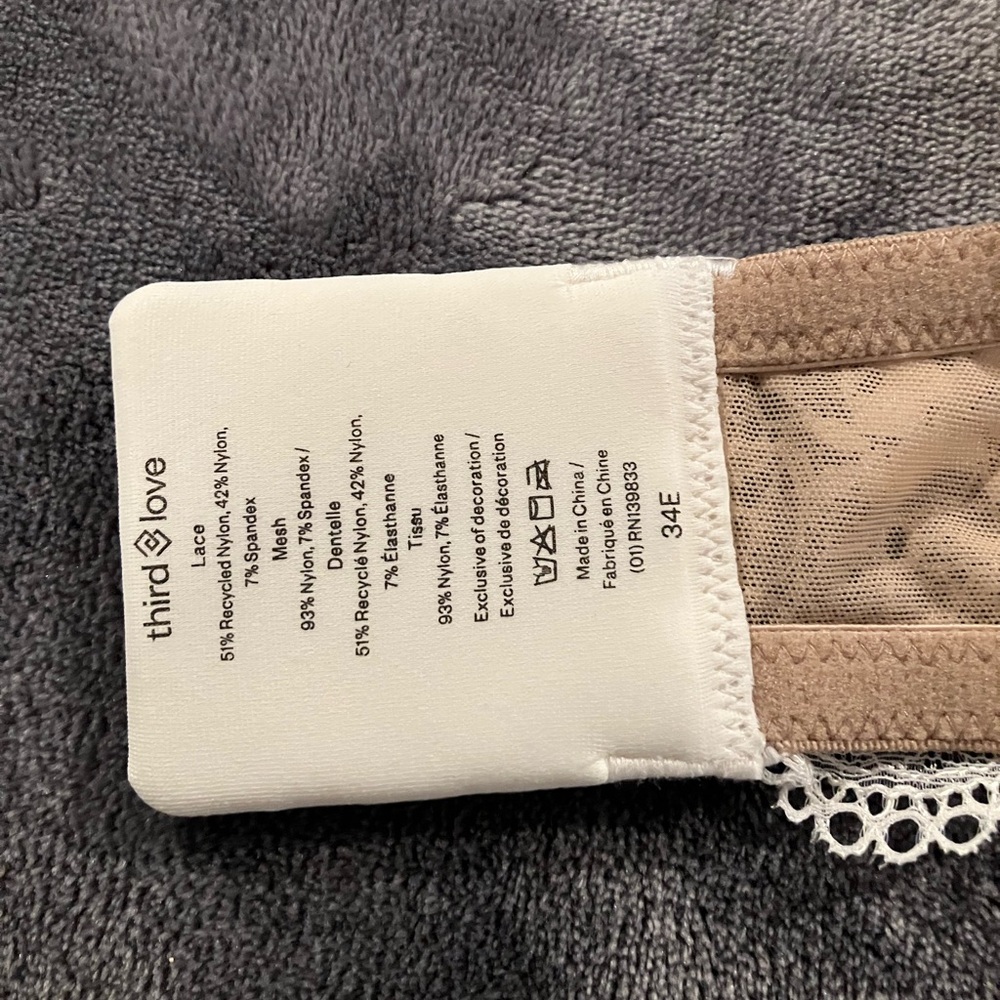 NWT ThirdLove Deep plunge lace bra
Sea salt, 34E - Picture 6 of 8